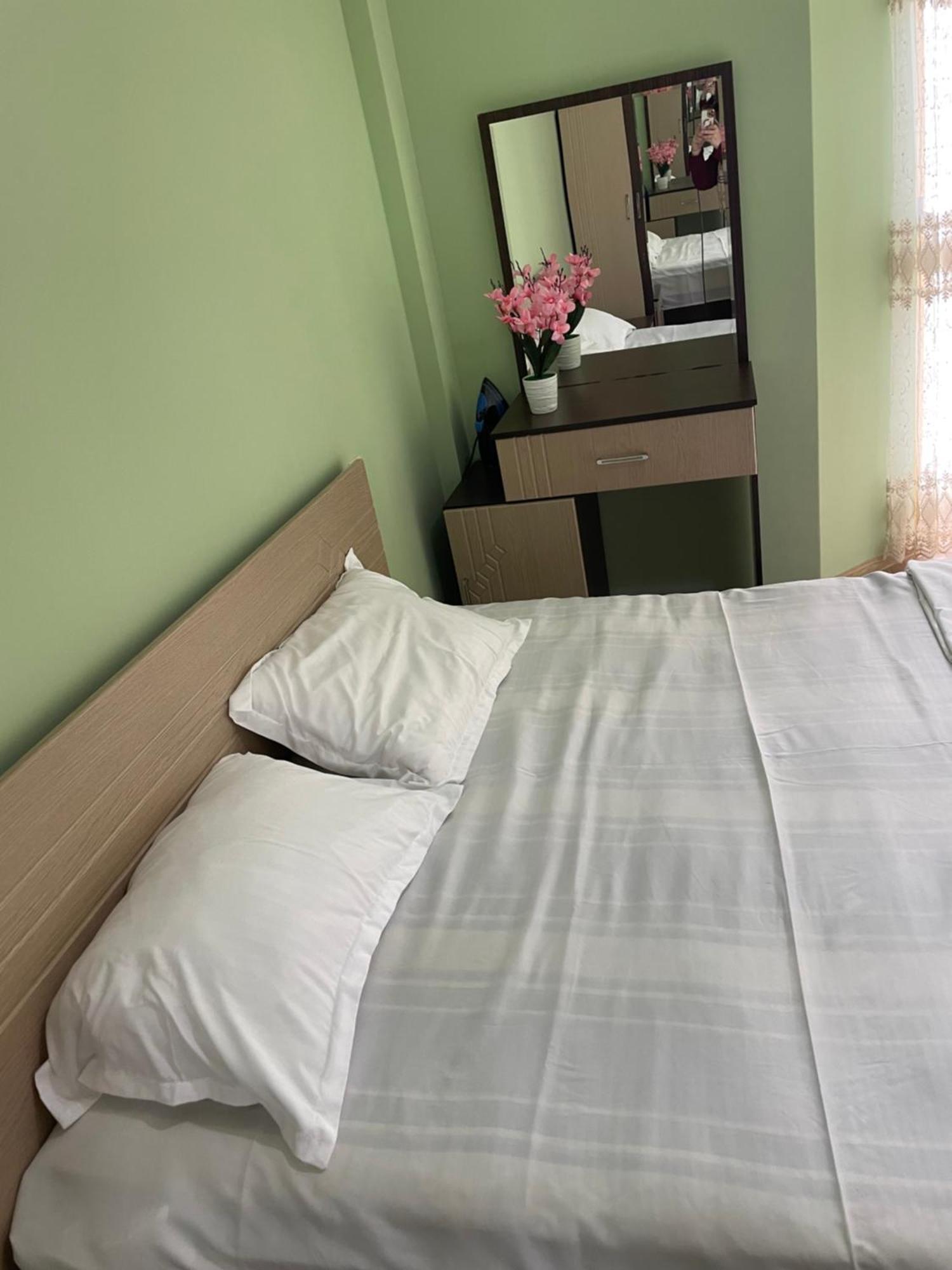 Orbisea Appartement Batoemi Buitenkant foto