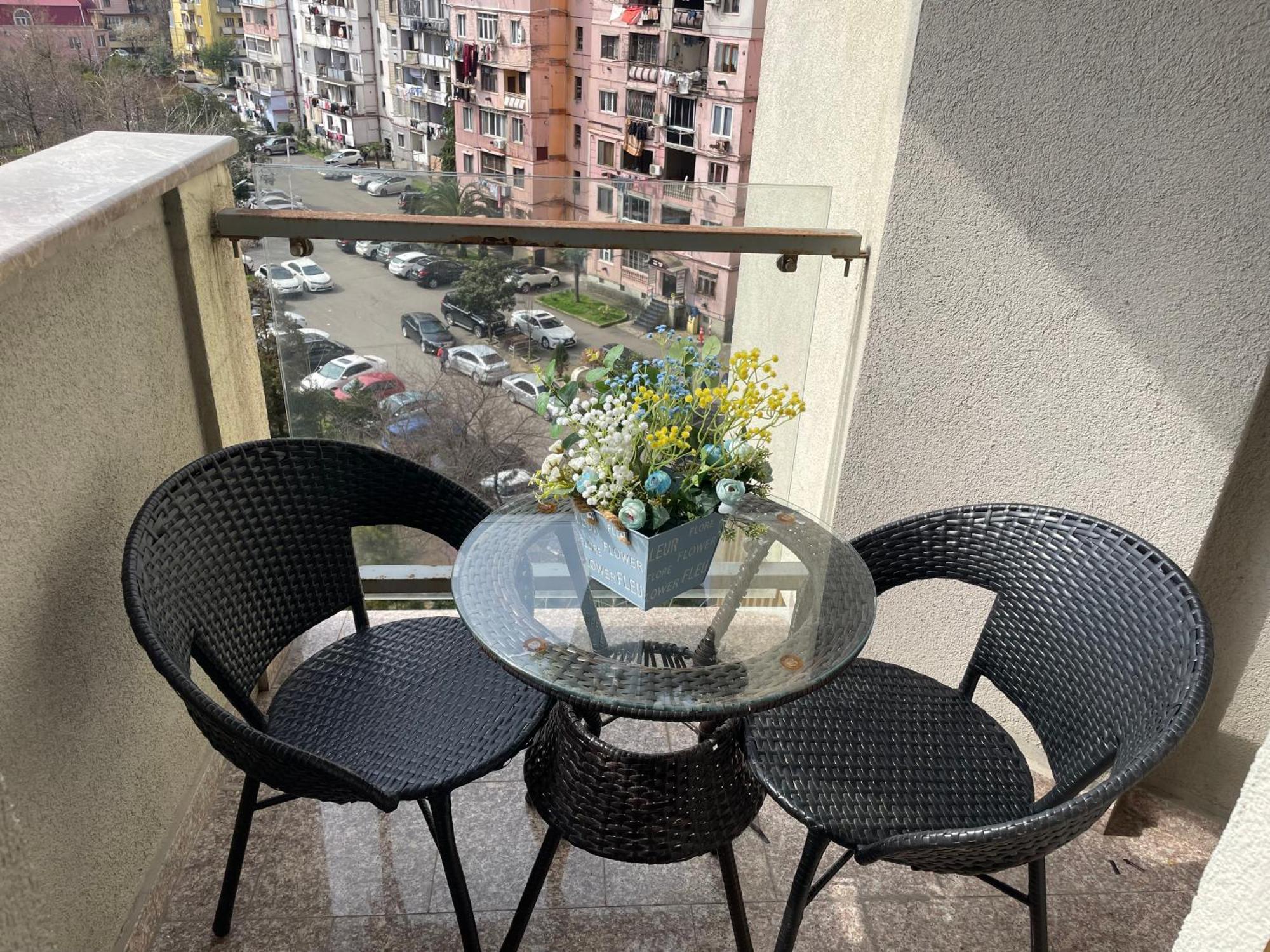 Orbisea Appartement Batoemi Buitenkant foto